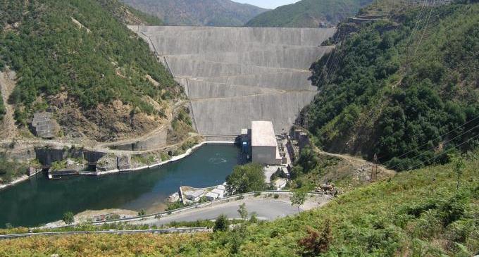 40 per qind e energjise u importua ne janar-prill: Mbi 1 milione MWh u ble nga OSHEE 